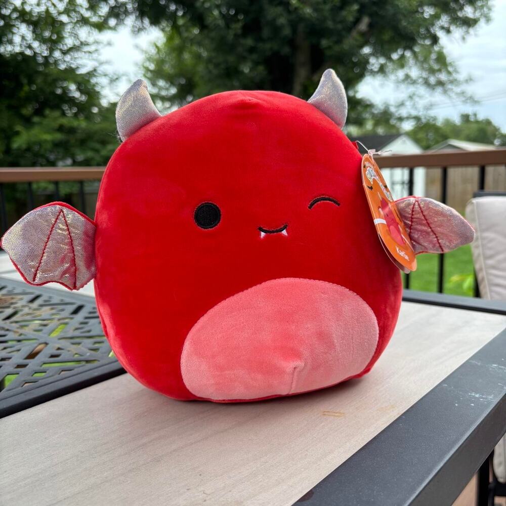 Squishmallows Karlie the Red Devil Bat with tags.